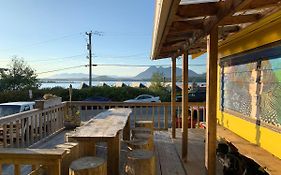 Tofino Travellers Guesthouse